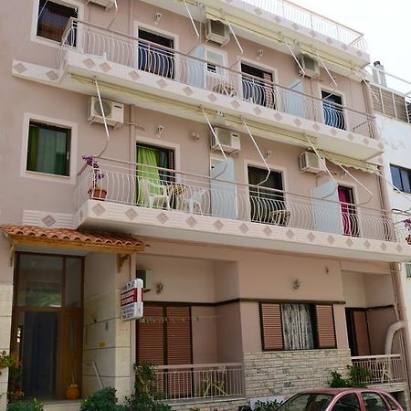 Hotel Μixalareas Αpartments Kyparissia Exterior foto