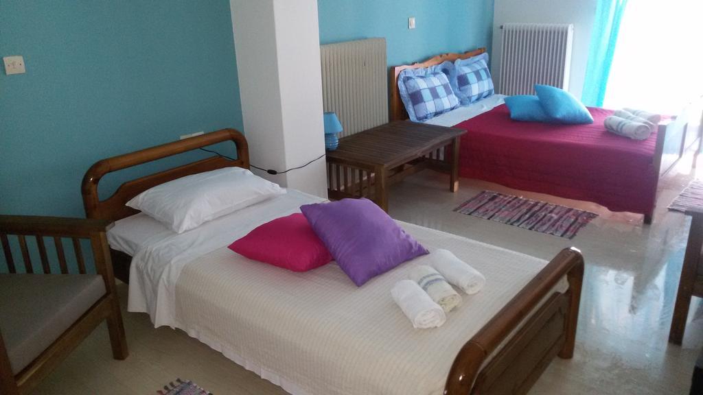 Hotel Μixalareas Αpartments Kyparissia Zimmer foto