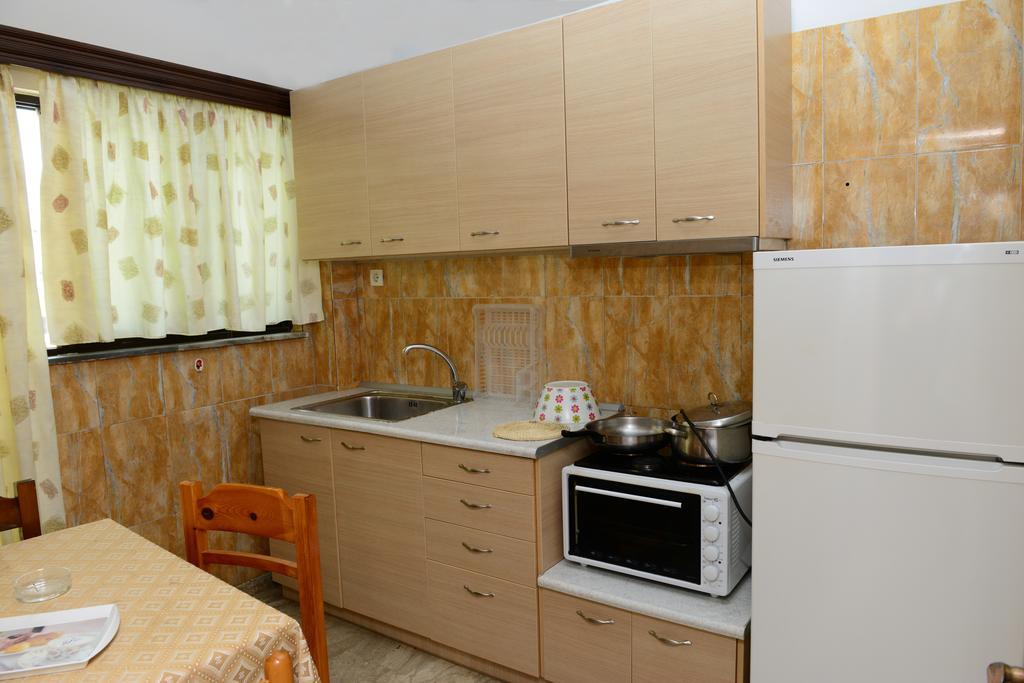 Hotel Μixalareas Αpartments Kyparissia Zimmer foto