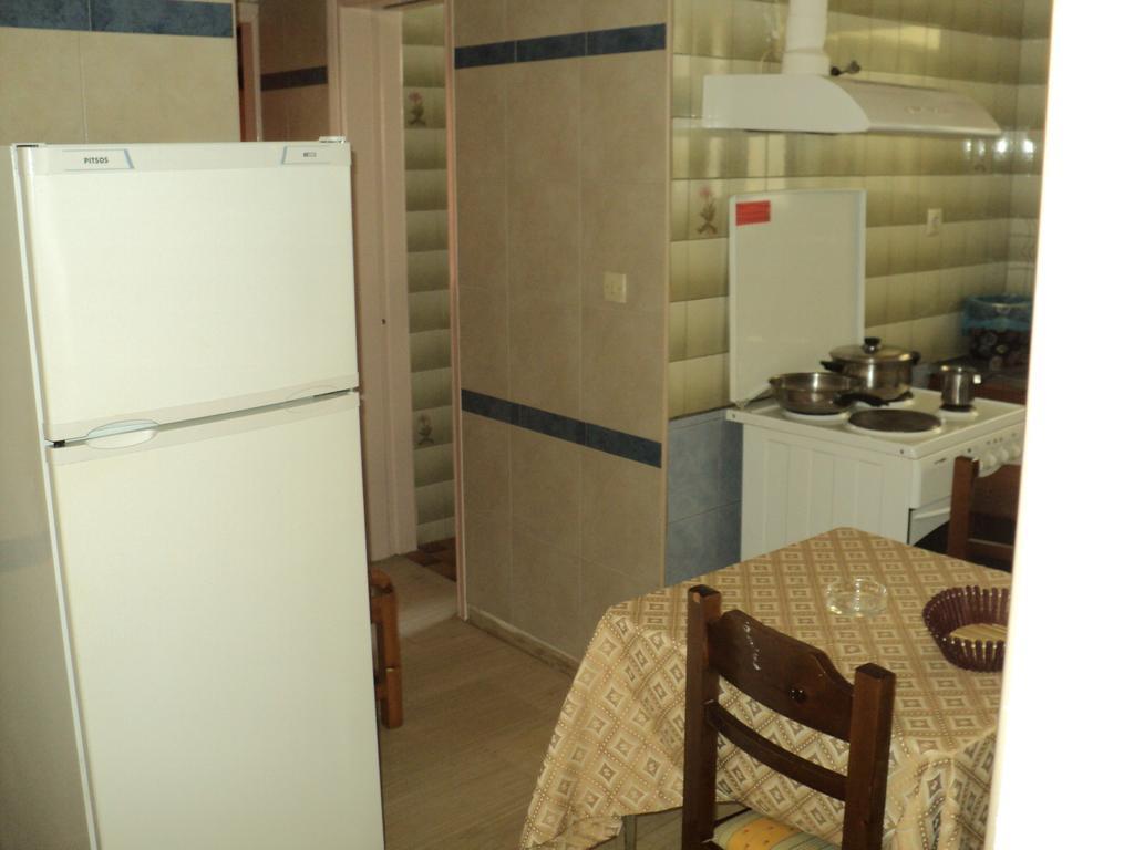 Hotel Μixalareas Αpartments Kyparissia Zimmer foto